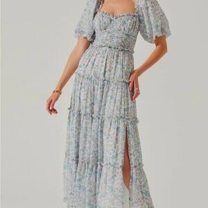 ASTR the Label Prina Floral Puff Sleeve Tiered Dress, Size Large